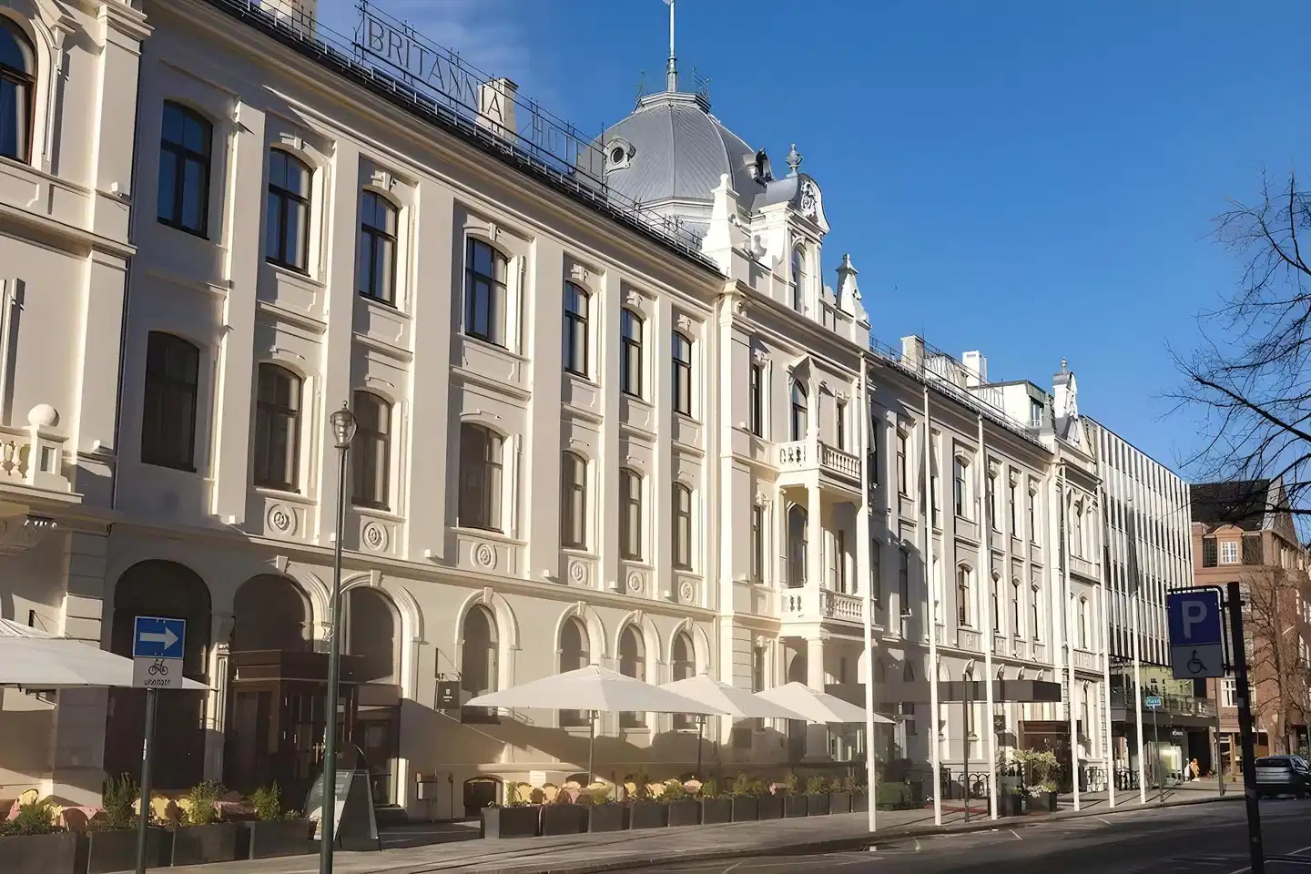 Britannia Hotel Aussenansicht