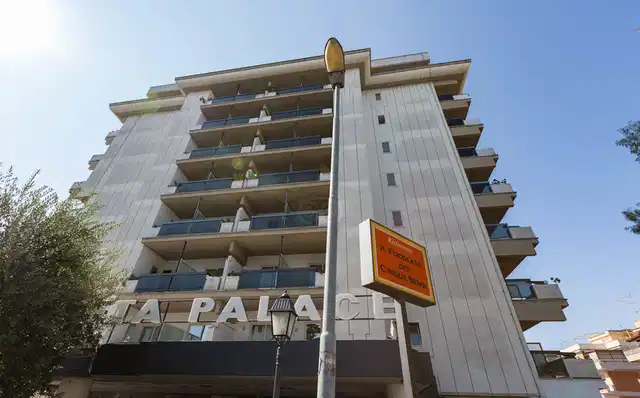 Pineta Palace Aussenansicht