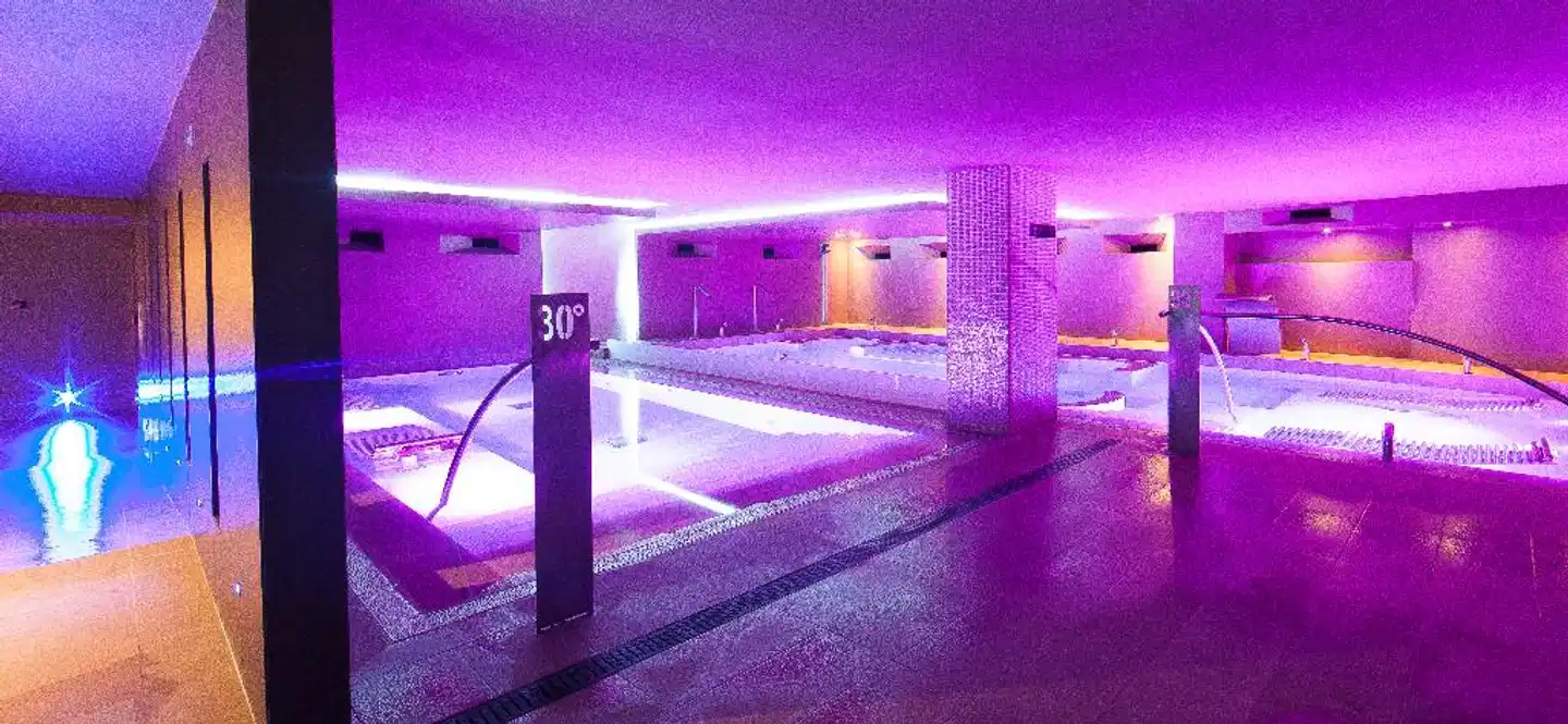 Albir Playa Hotel & Spa Hallenbad