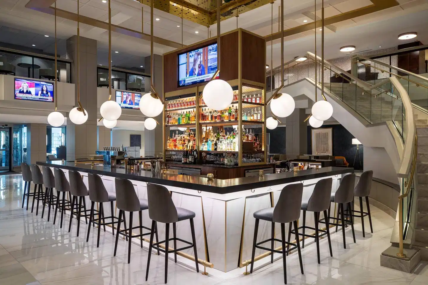 Chicago Marriott Downtown Magnificent Mile Bar