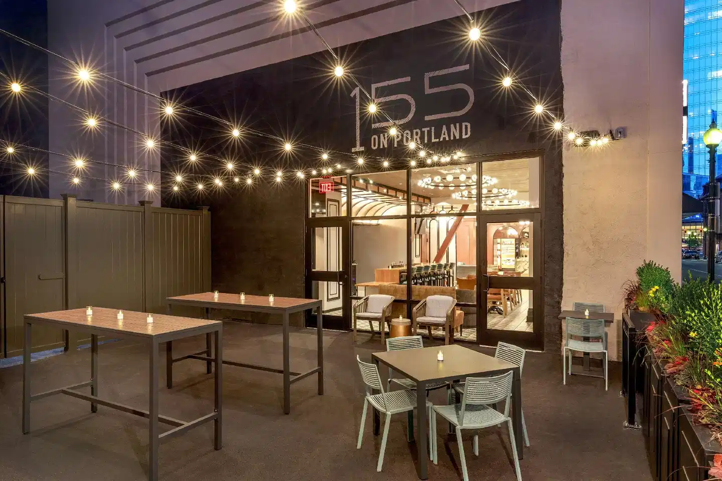 Pennyweight Hotel Boston, Curio Collection by Hilton Restaurant