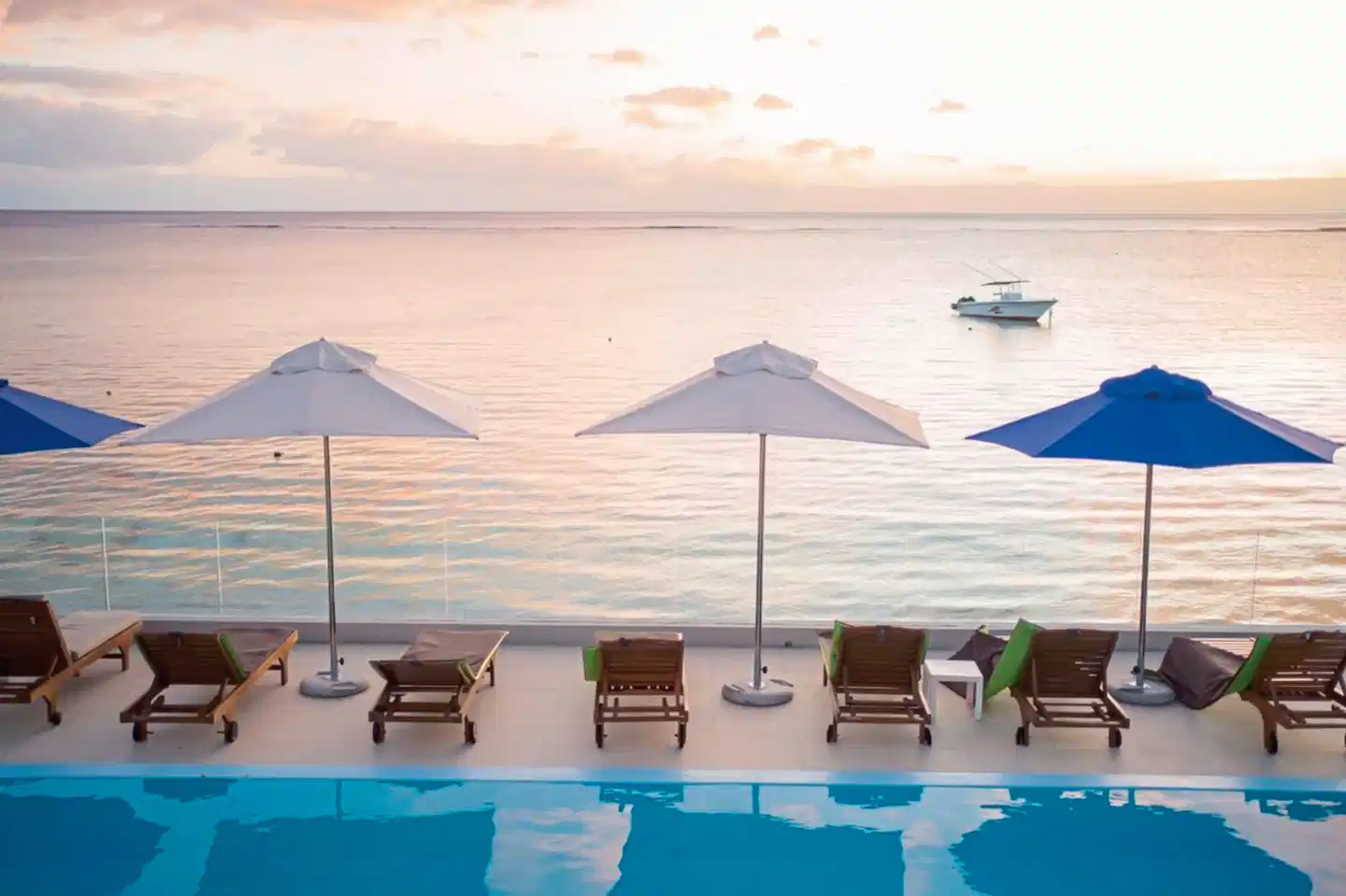 Gold Beach Resort & Spa Pool