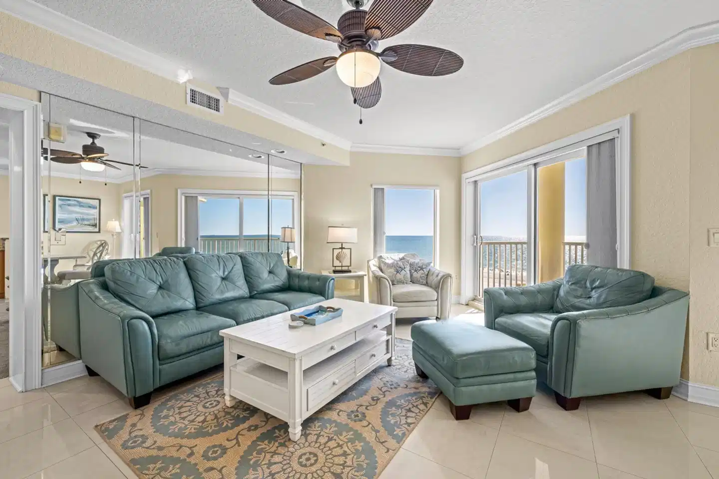 Sunset Vista Two bedroom Beachfront Suites Apartments Lobby