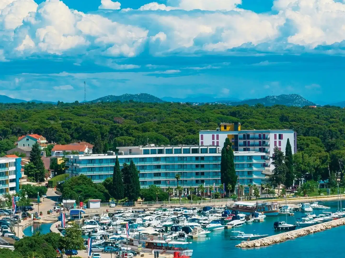 Ilirija Aussenansicht