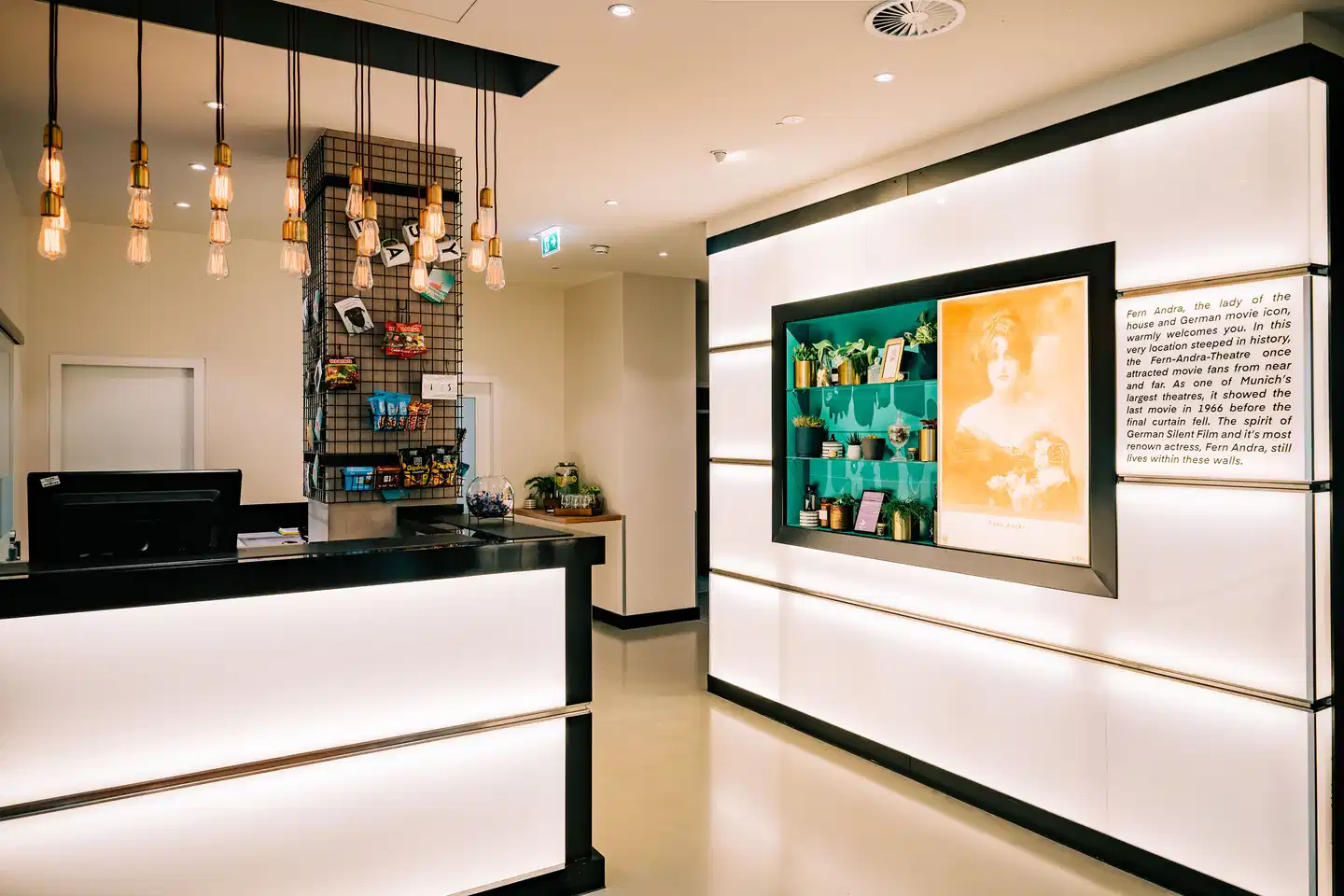 Vienna House Easy München Bar