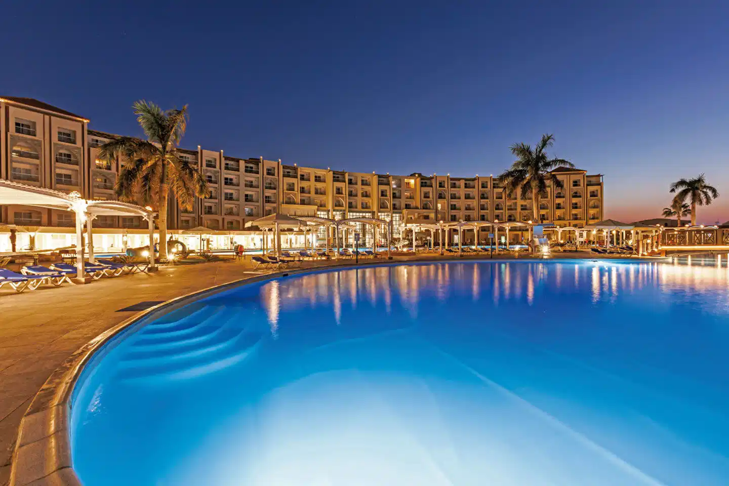 SUNRISE Alora Aqua Park Resort Pool