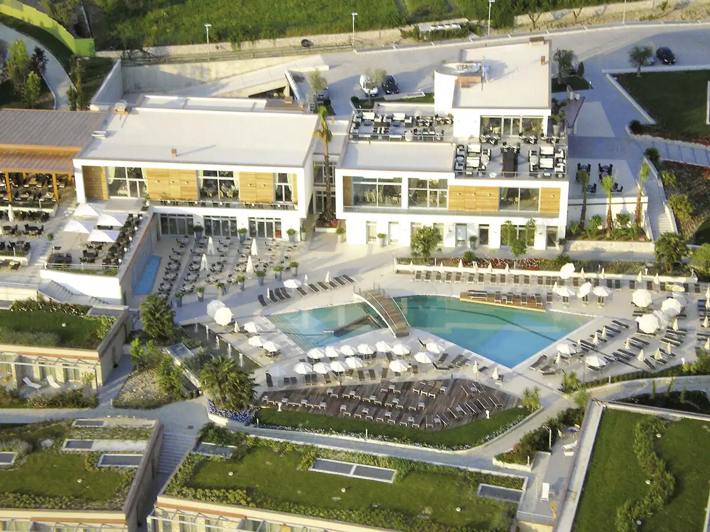 Parc Hotel Germano Suites Aussenansicht