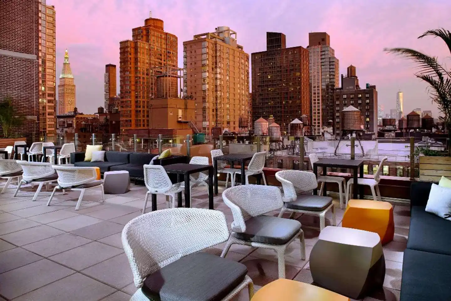 Cambria Hotel & Suites New York - Chelsea Restaurant