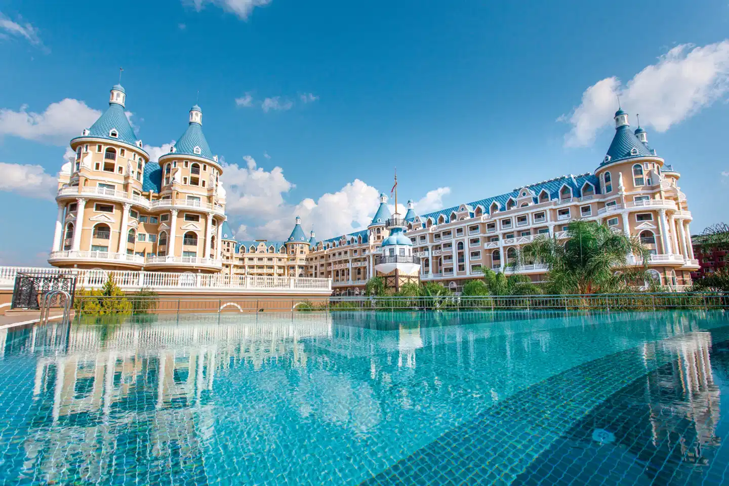 Haydarpasha Palace Pool