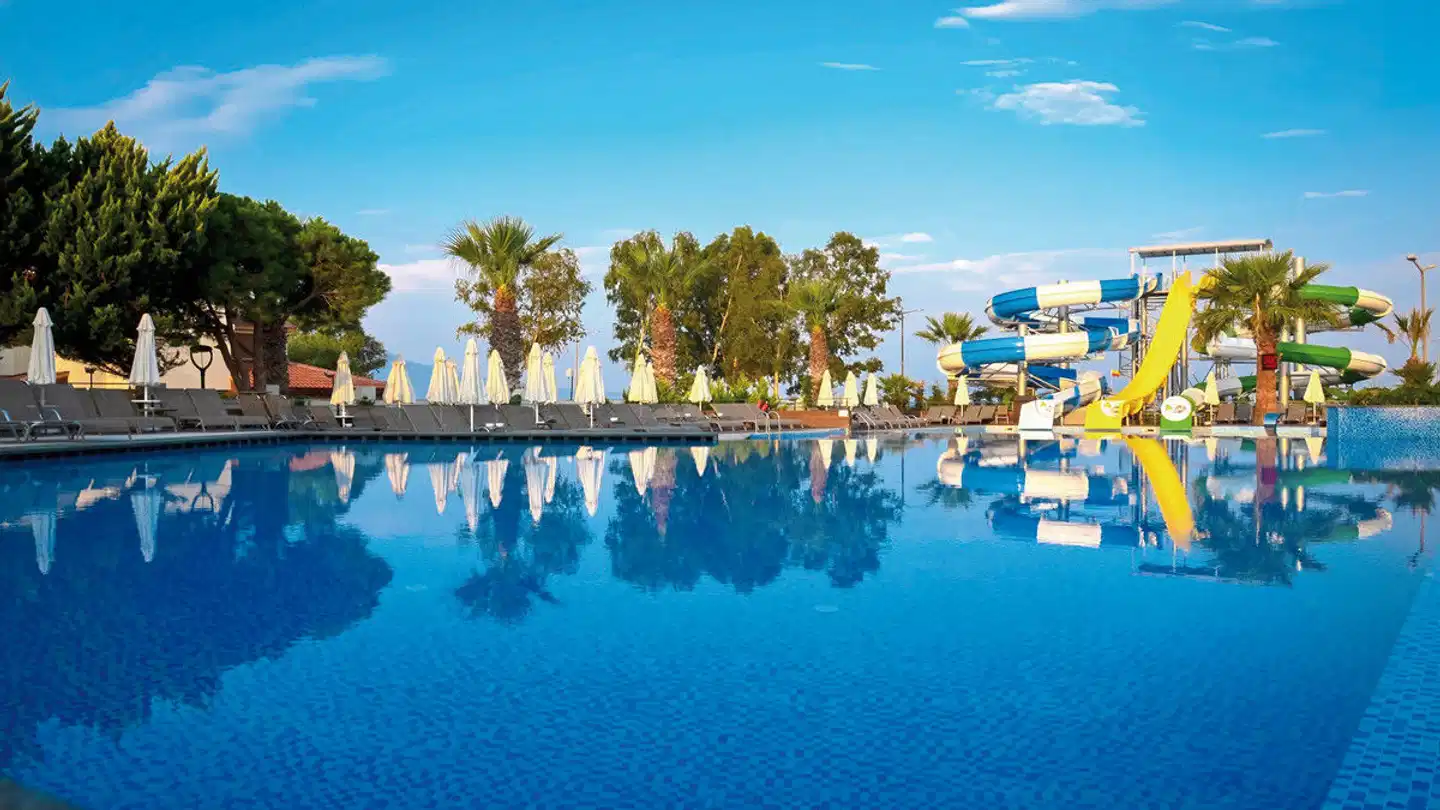 Flora Garden Ephesus Pool