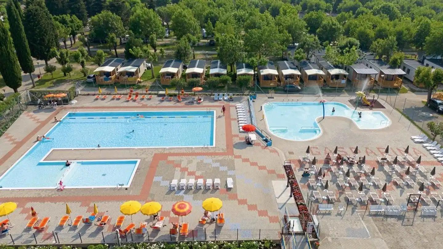 Baia Holiday Gasparina Pool