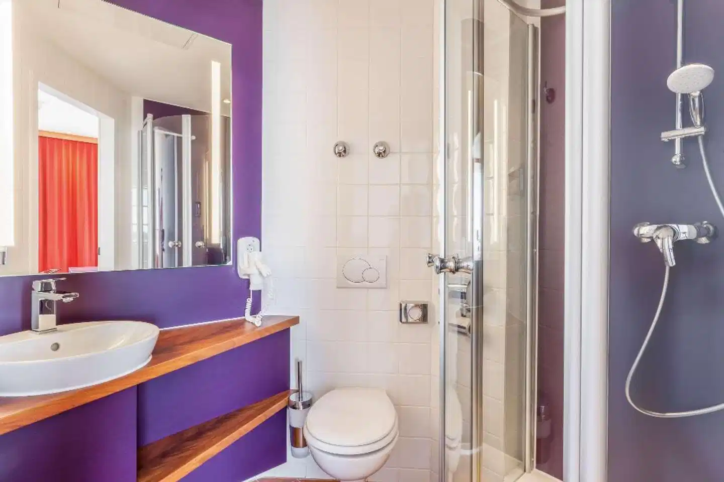 Star Inn Premium Domagkstrasse Badezimmer