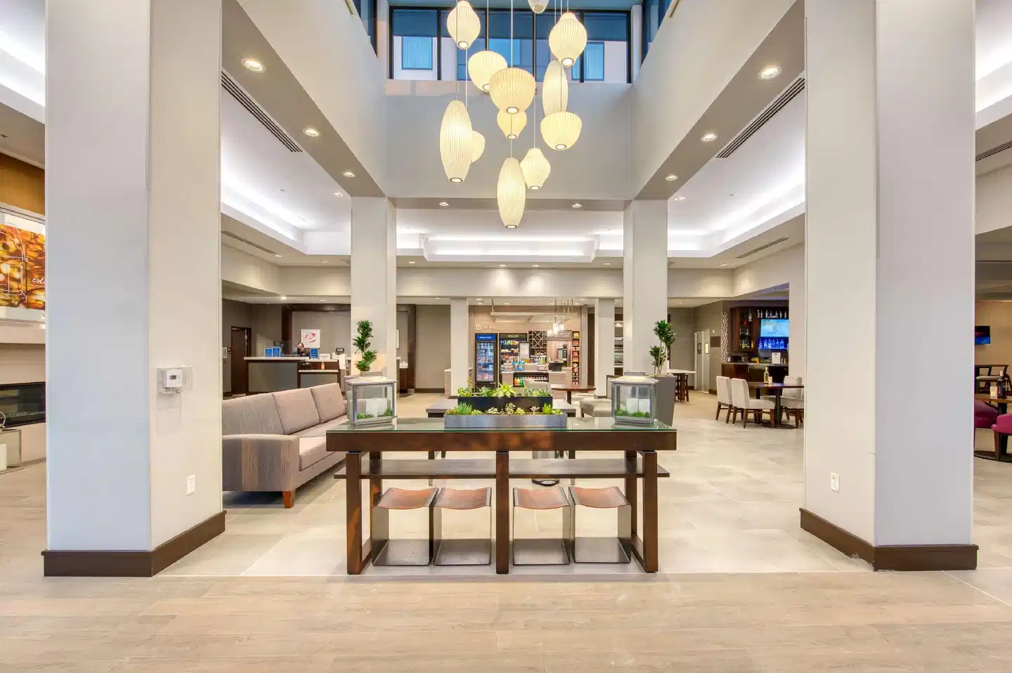 Hilton Garden Inn Irvine/Orange County Airport Lobby