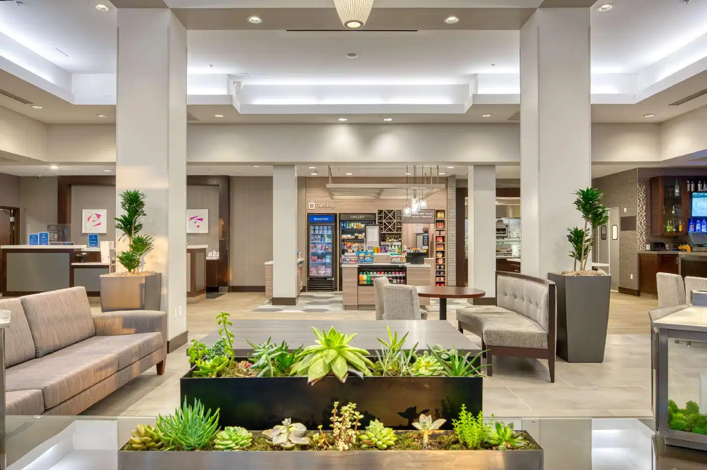 Hilton Garden Inn Irvine/Orange County Airport Lobby