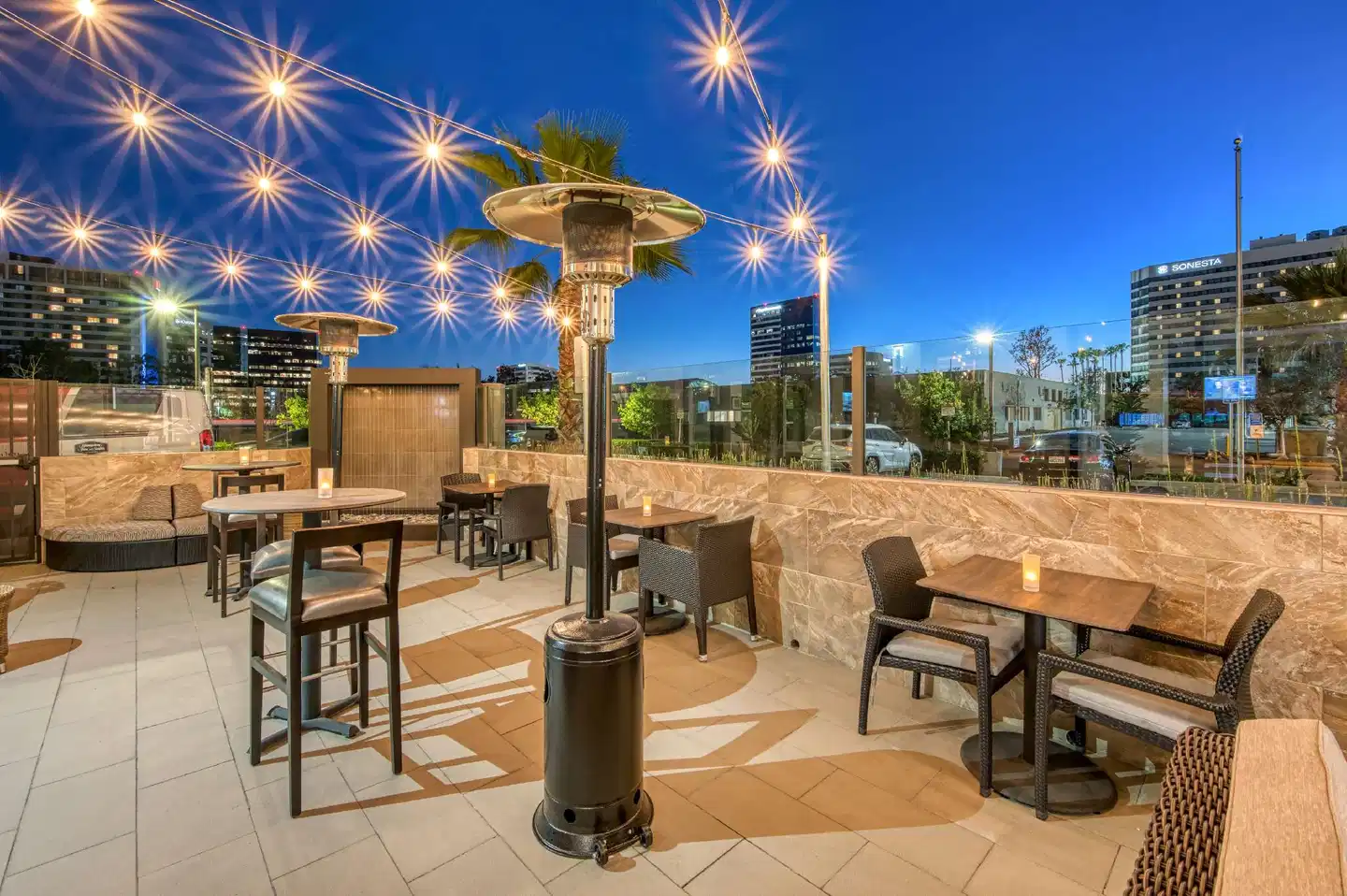 Hilton Garden Inn Irvine/Orange County Airport Terrasse