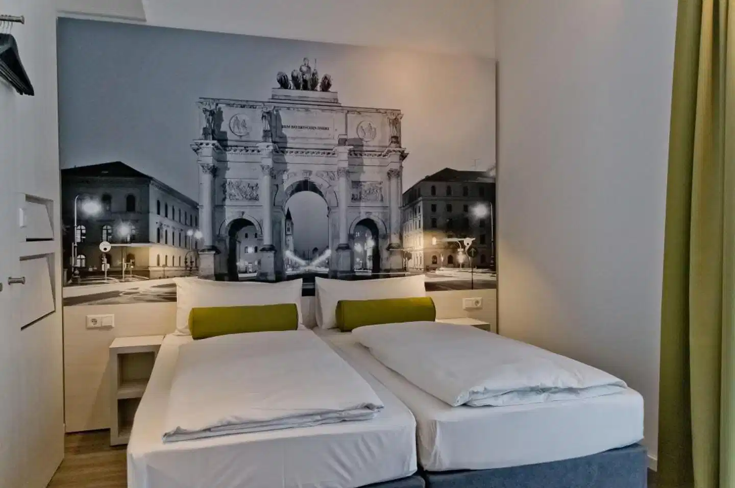 Super 8 by Wyndham Munich City West Wohnbeispiel