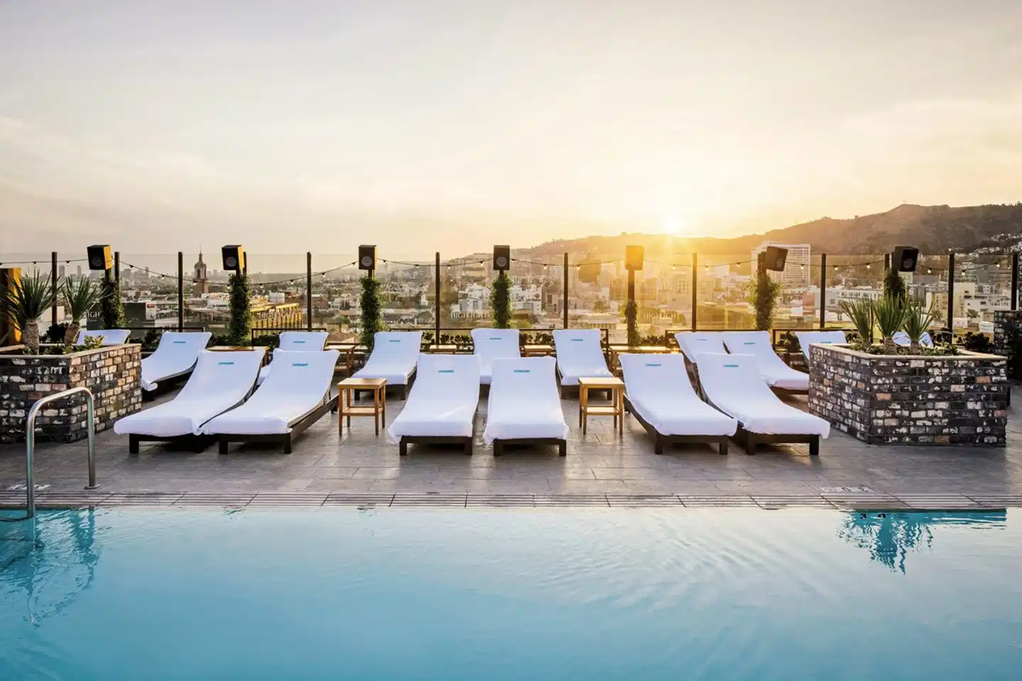 Dream Los Angeles Hollywood Pool