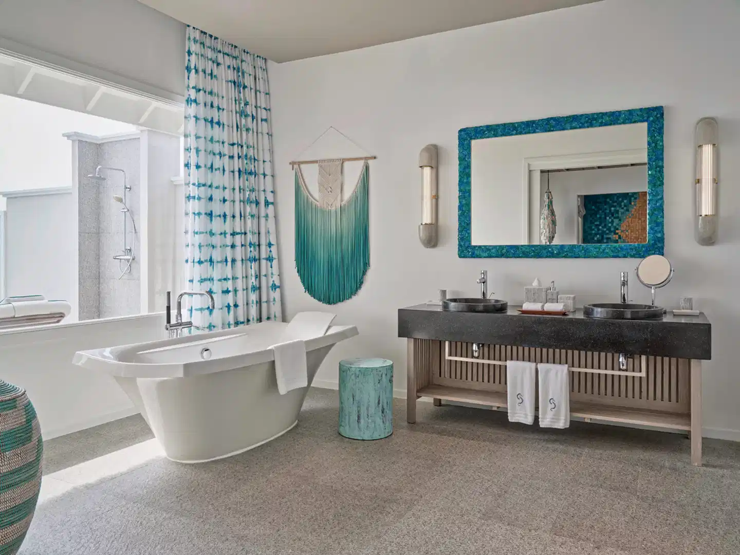 Finolhu, a Seaside Collection Resort Badezimmer