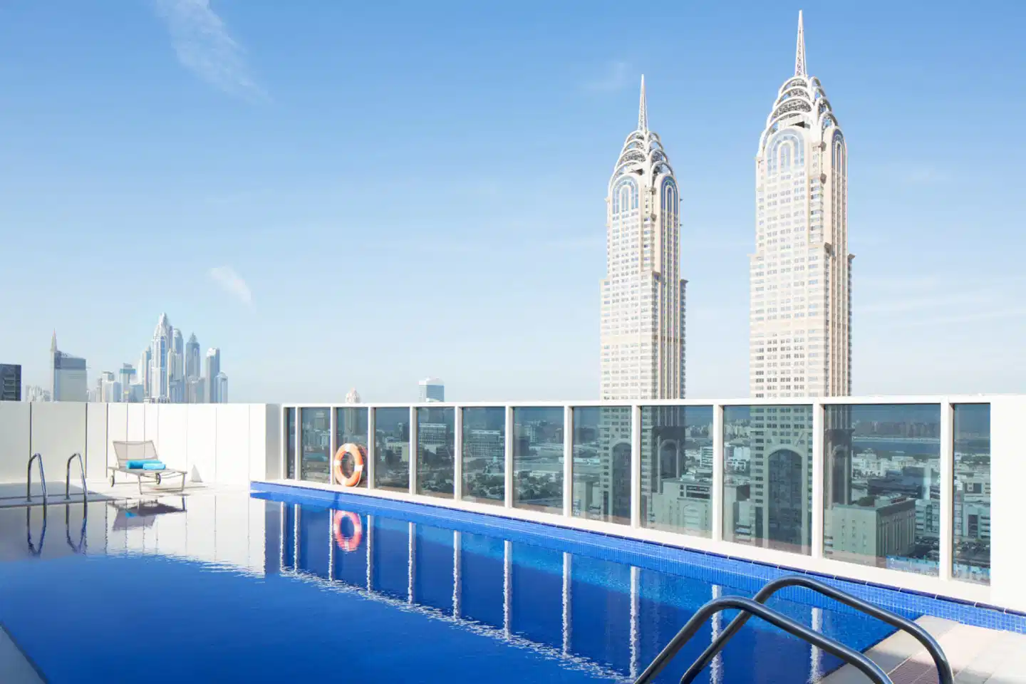 Naumi Hotel Dubai (ex dusitD2 Kenz Hotel) Pool