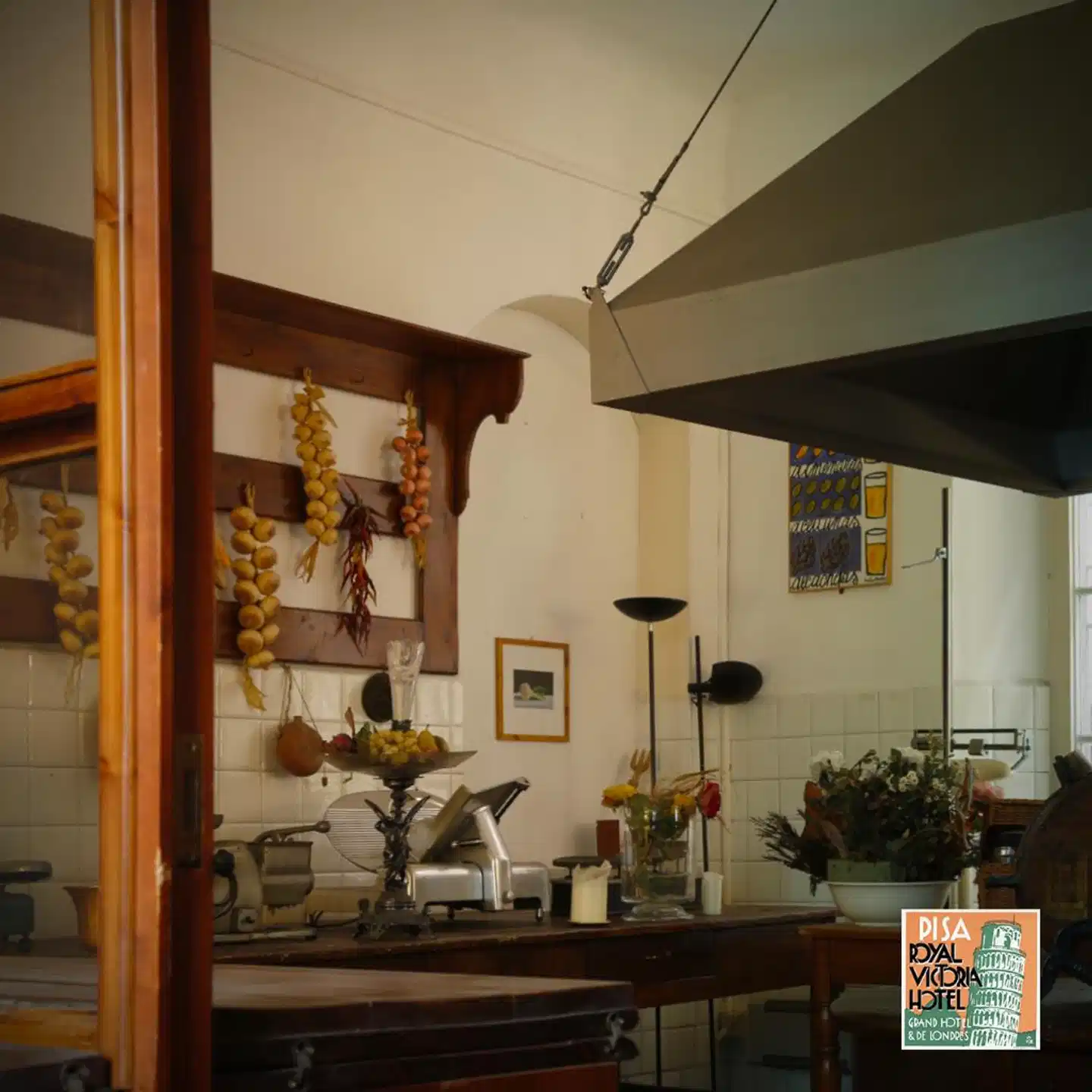 Royal Victoria Hotel Lobby