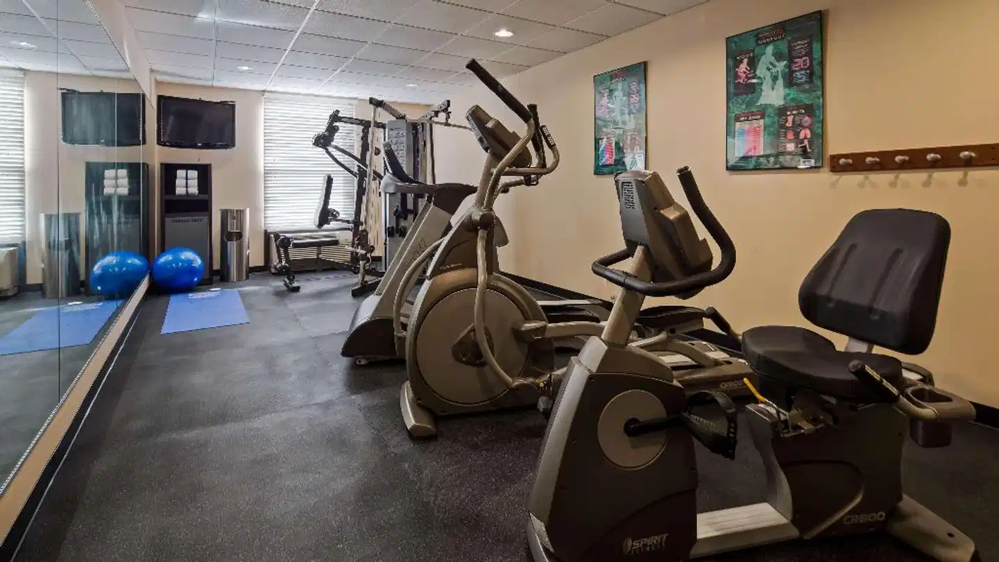 Best Western Plus Belle Meade Inn & Suites Sport und Entertainment