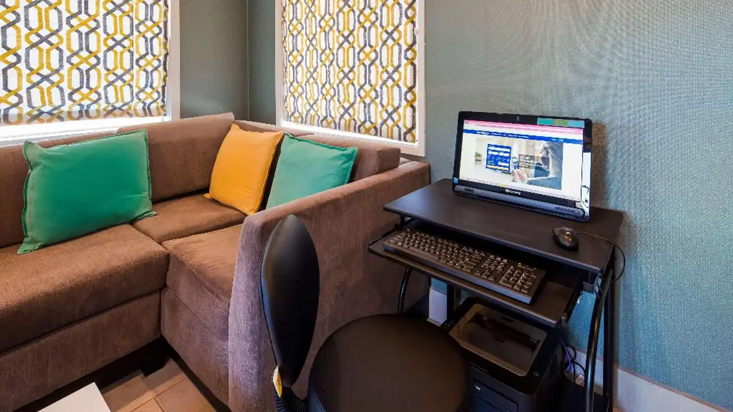 Best Western Park Crest Inn - Monterey Wohnbeispiel