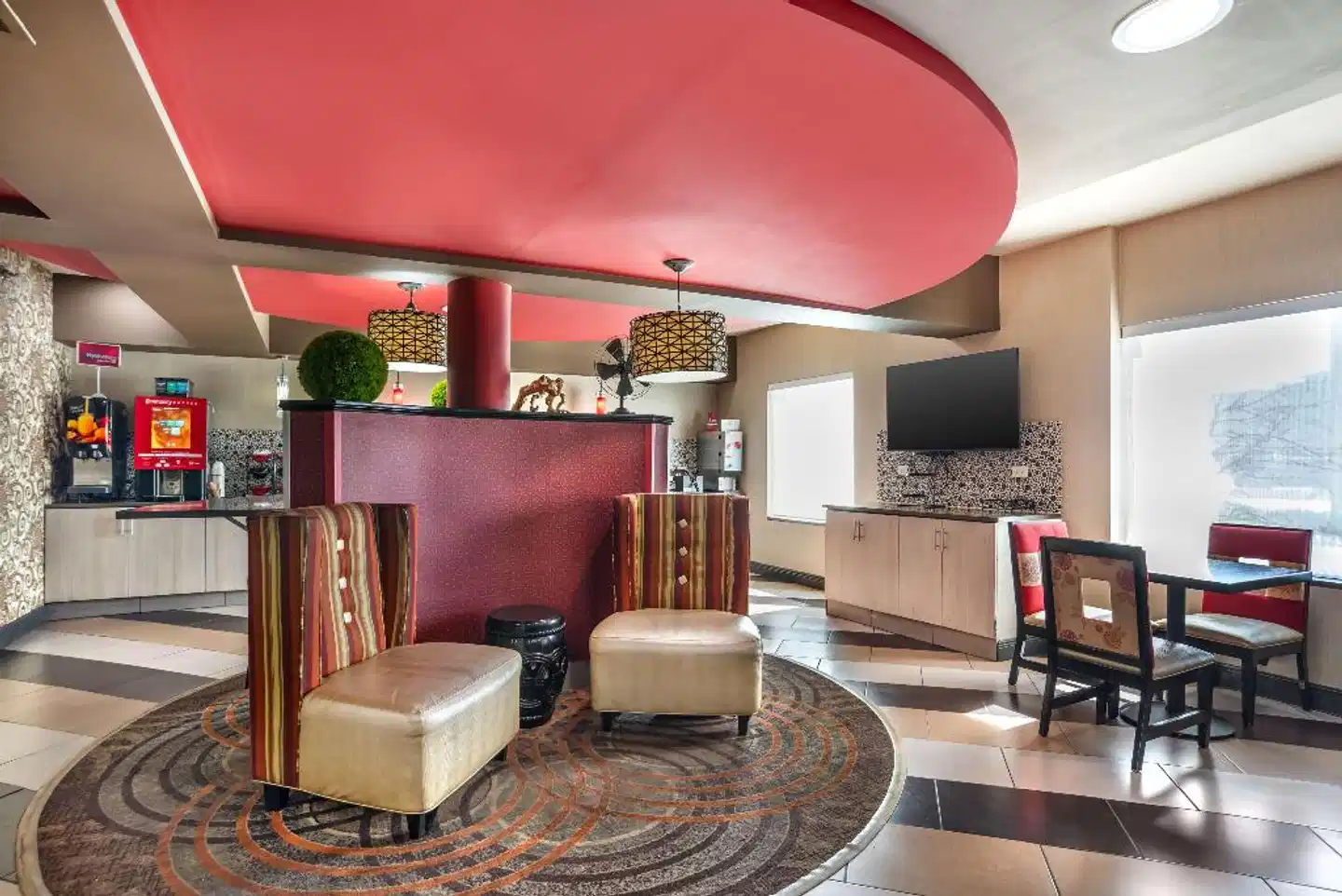 Best Western Plus Jackson Downtown-Coliseum Bar