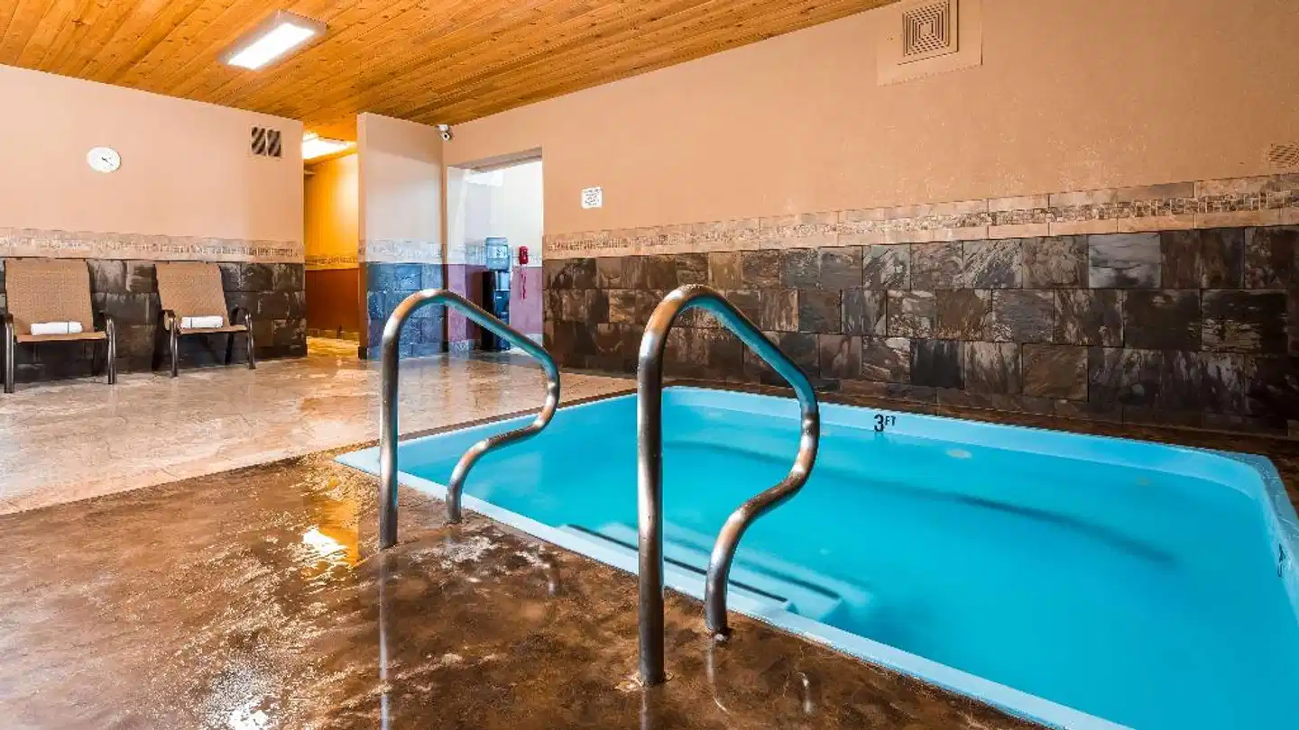 Best Western PLUS Flathead Lake Inn & Suites Hallenbad