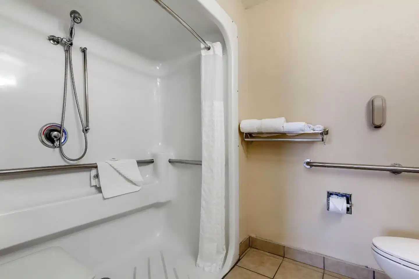 Comfort Inn Santa Fe Badezimmer