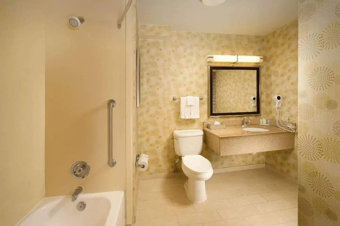 Comfort Inn Downtown DC/Convention Center Badezimmer