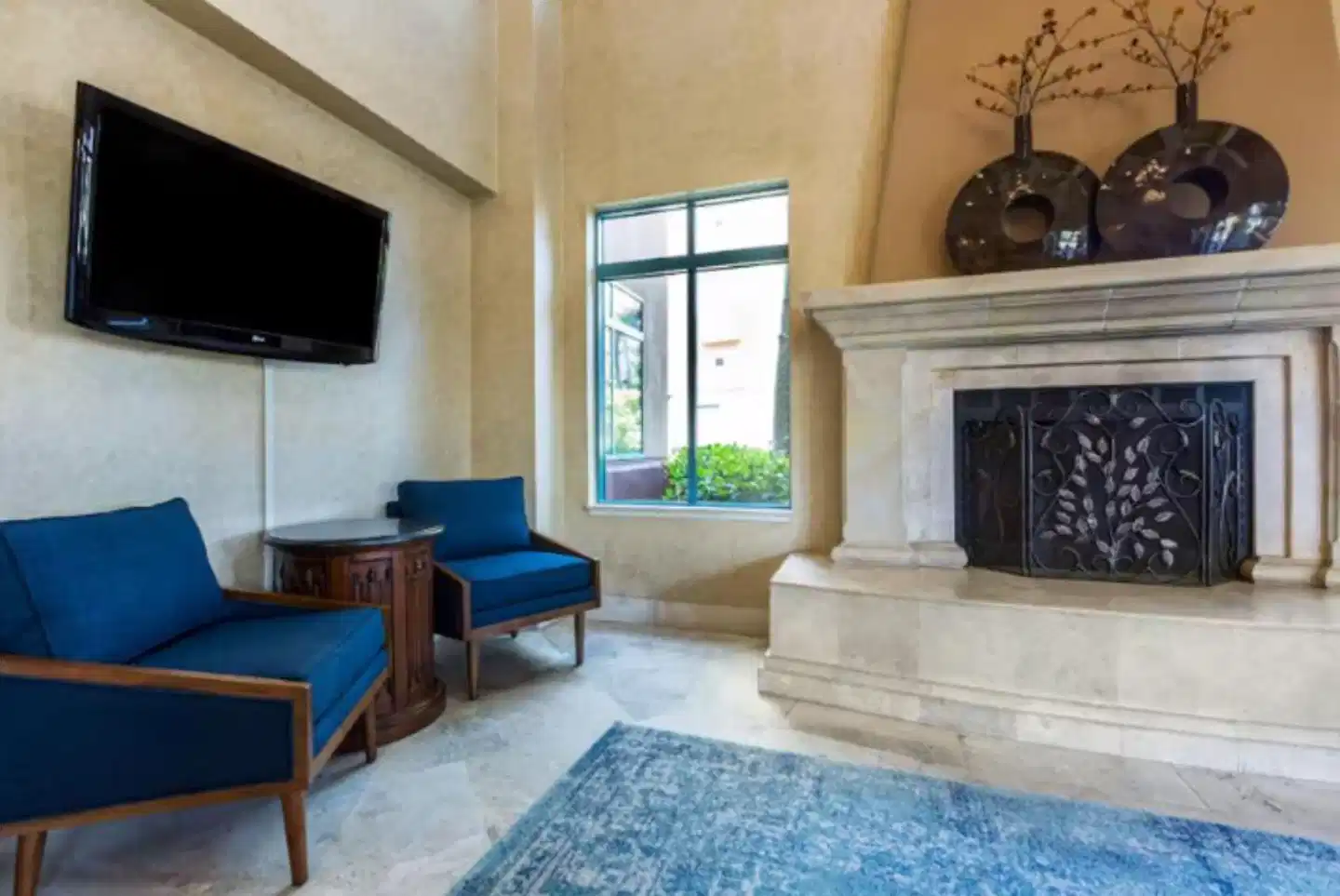 Ramada Suites by Wyndham San Diego Lobby