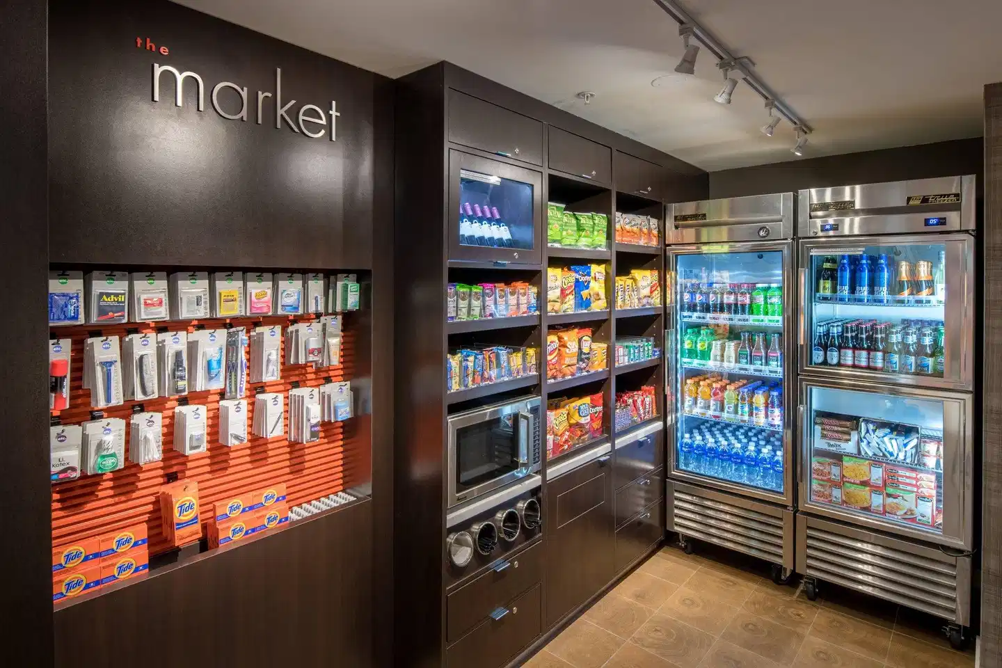 Courtyard by Marriott Portland North Bar