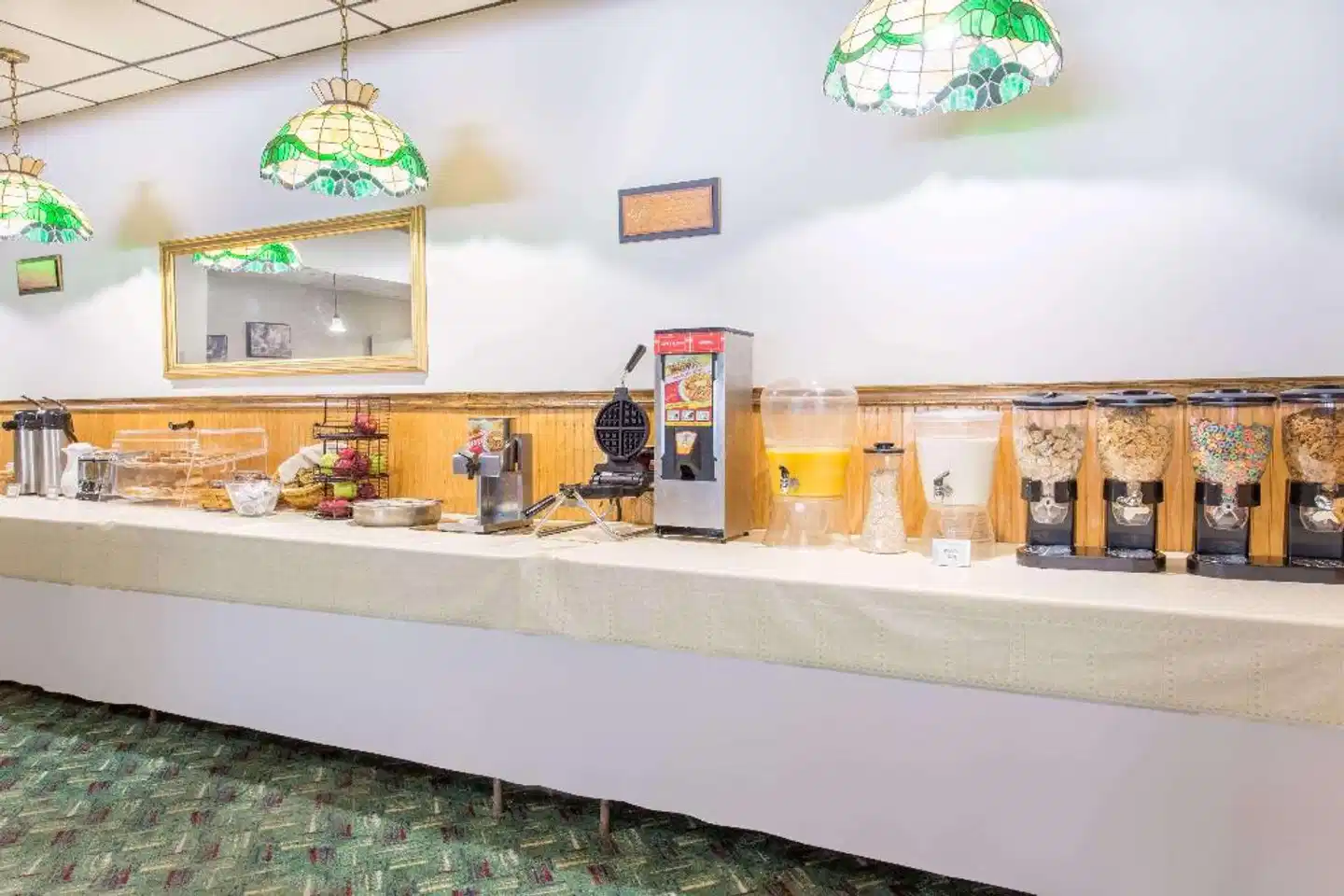 Ramada Corning Painted Post Restaurant