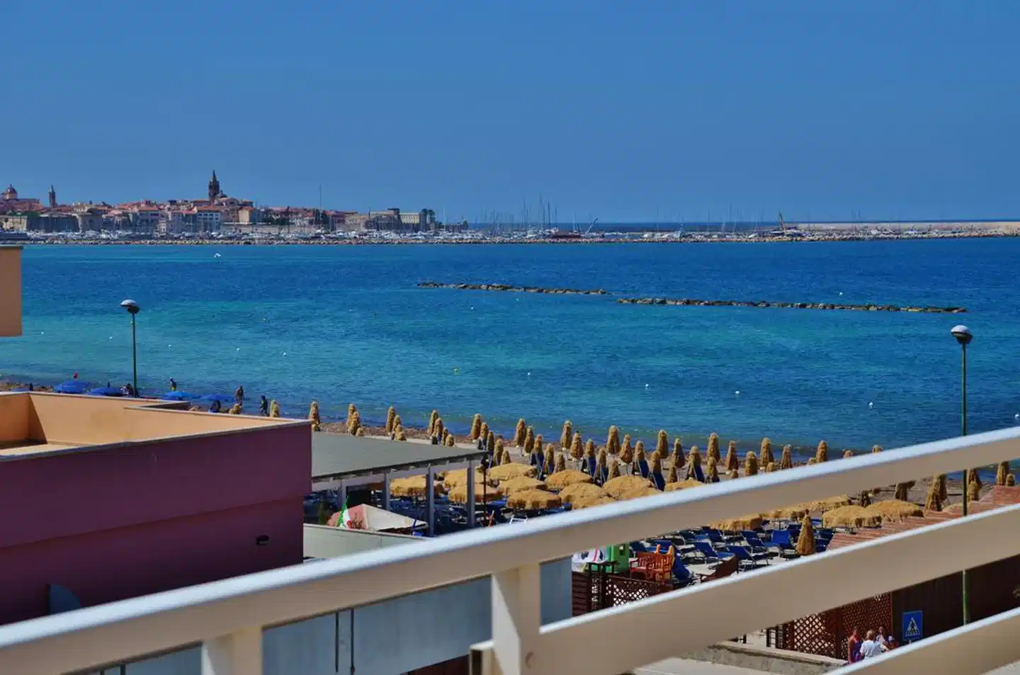 Residence Buganvillea Strand