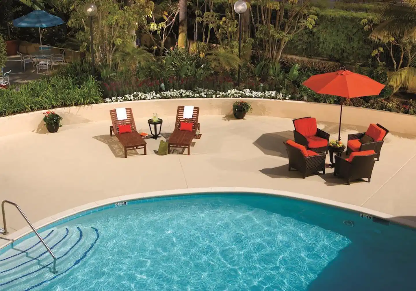 Torrance Marriott Redondo Beach Pool