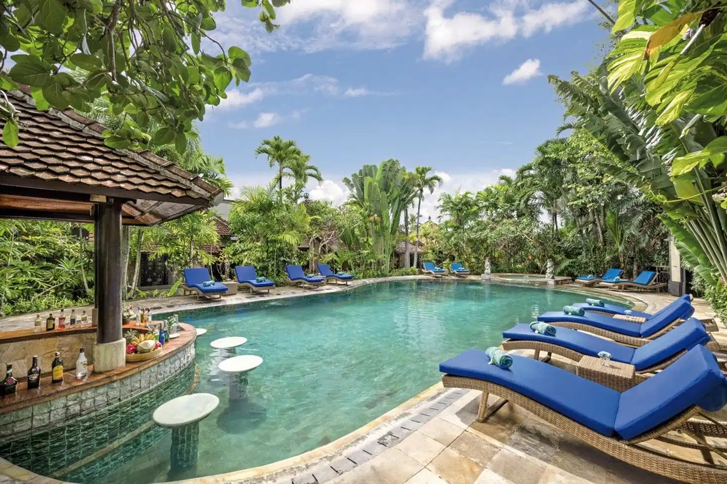 Tonys Villas & Resort Pool