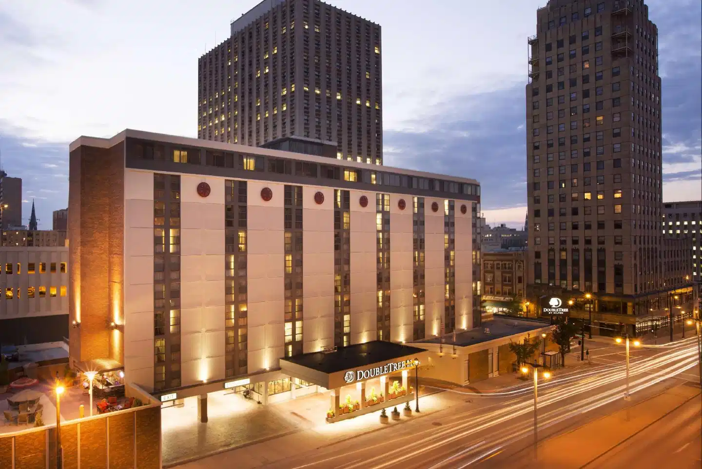 DoubleTree by Hilton Hotel Milwaukee Downtown Aussenansicht