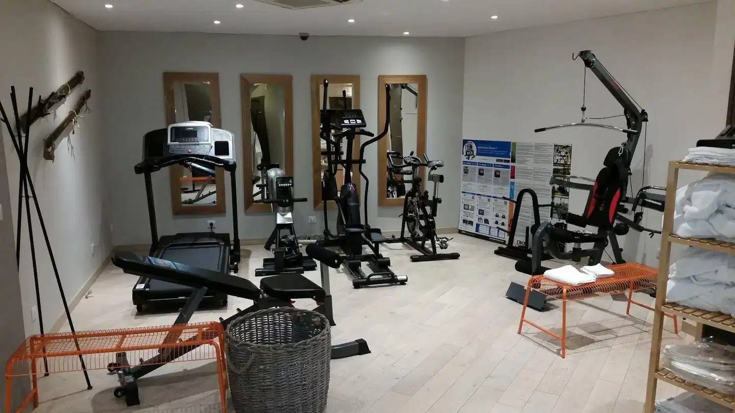 Green Hotels Confort Paris 13 Sport und Entertainment