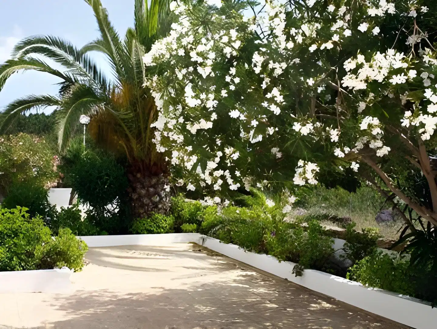 Sol y Mar Hostal Garten