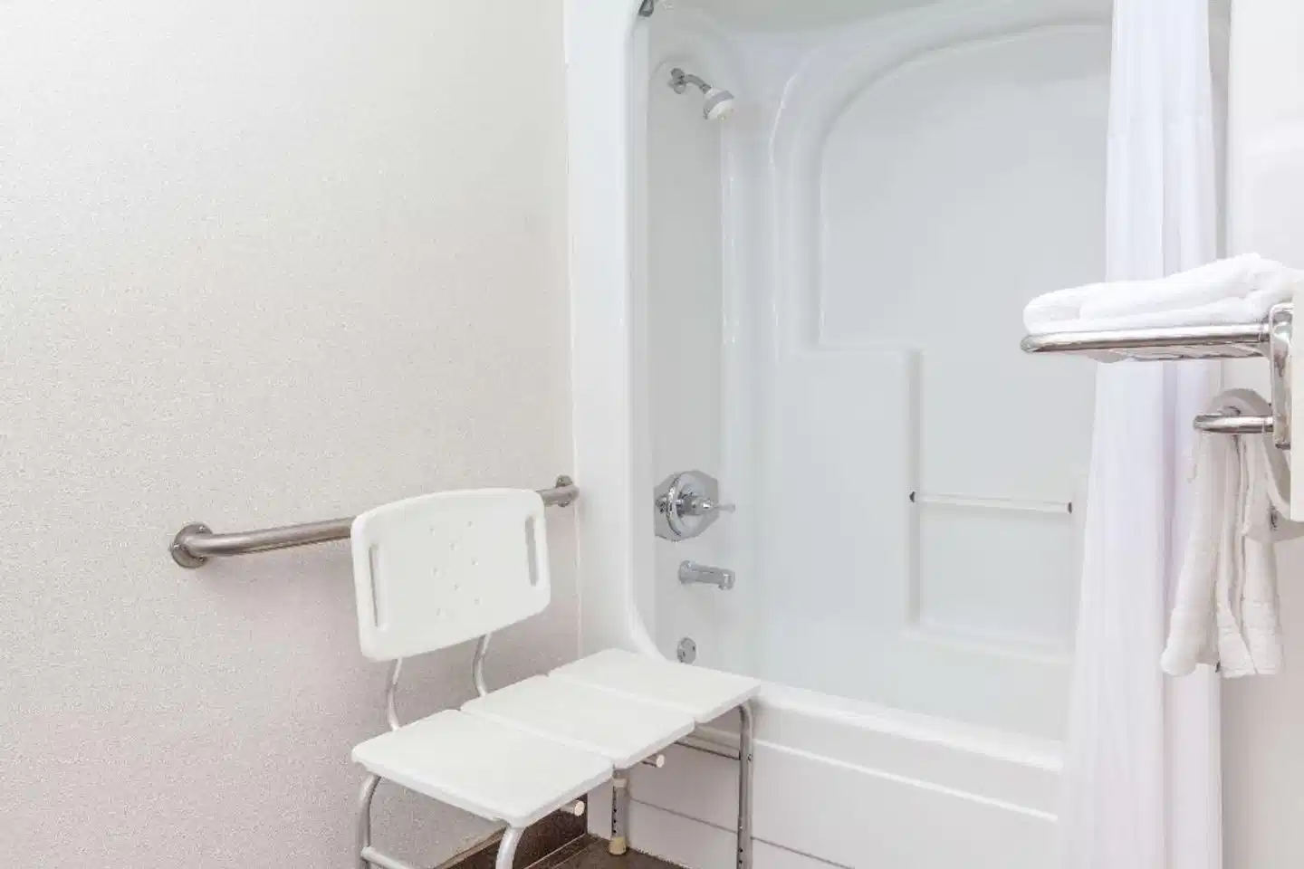 Days Inn by Wyndham San Francisco S/Oyster Point Airport Badezimmer