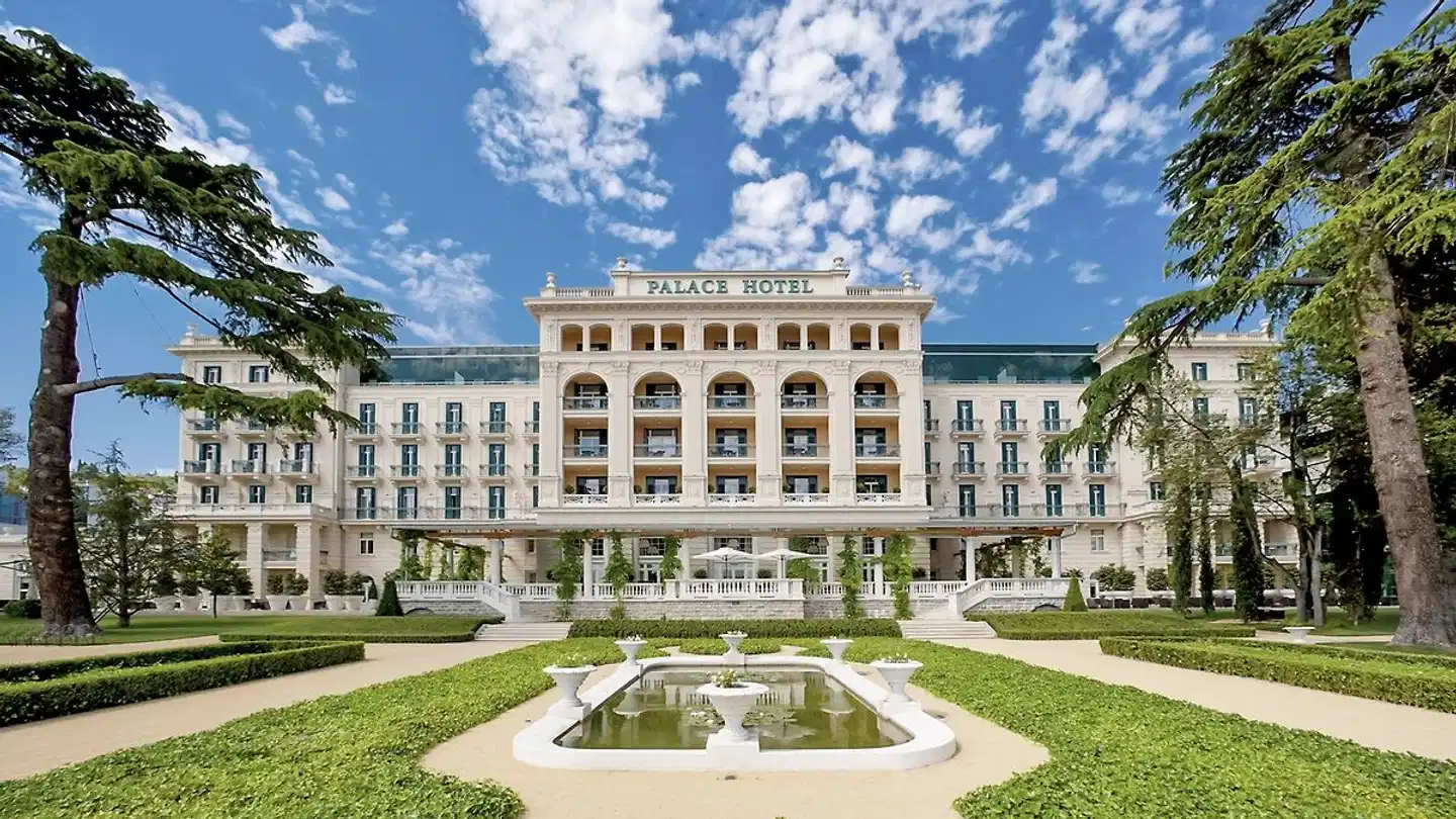 Kempinski Palace Portoro Aussenansicht