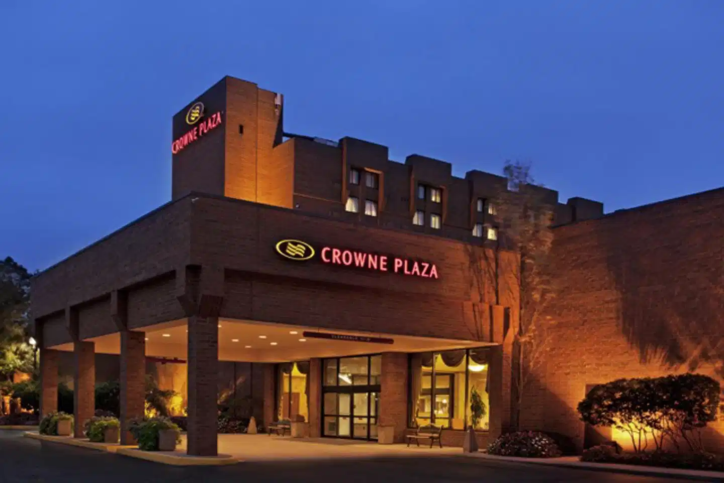 Crowne Plaza Columbus North - Worthington Aussenansicht