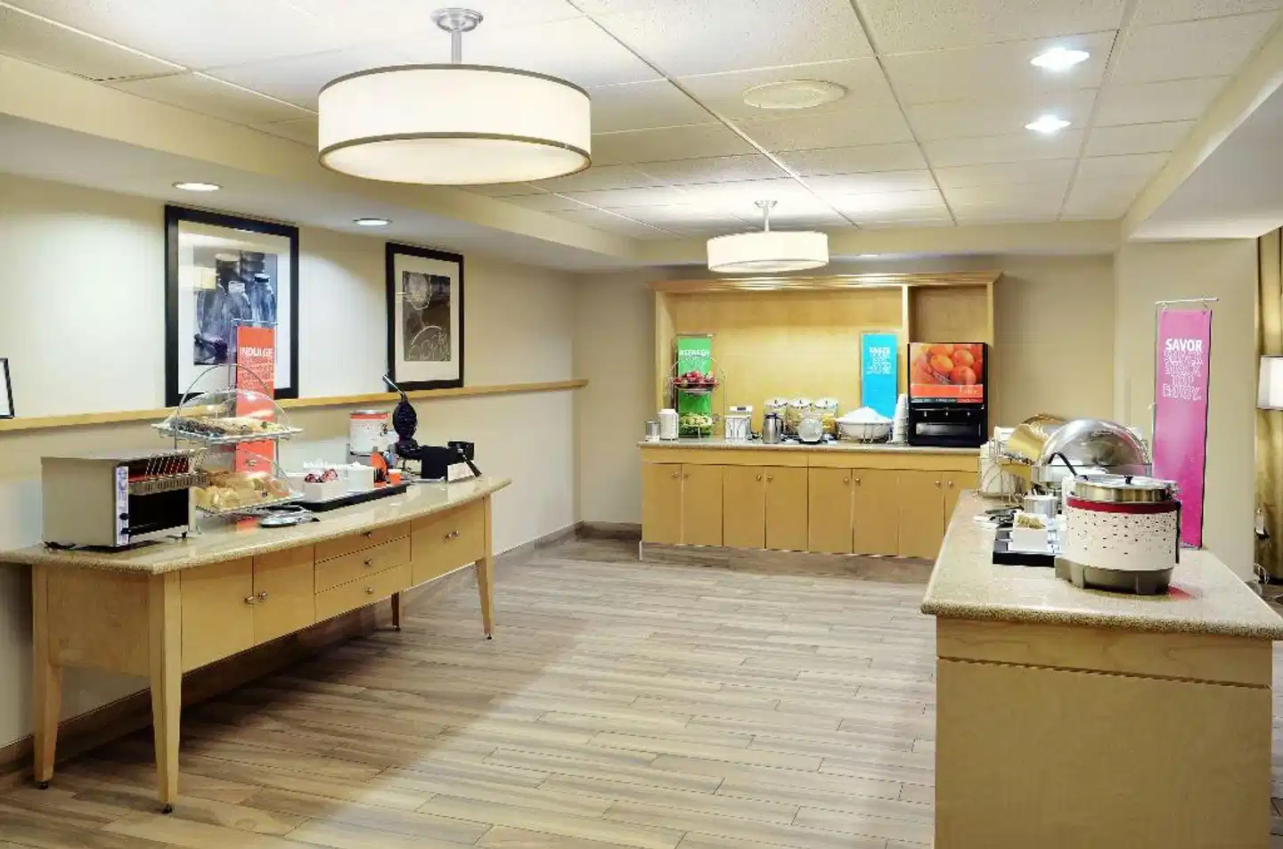 Hampton Inn & Suites by Hilton Saint John Restaurant