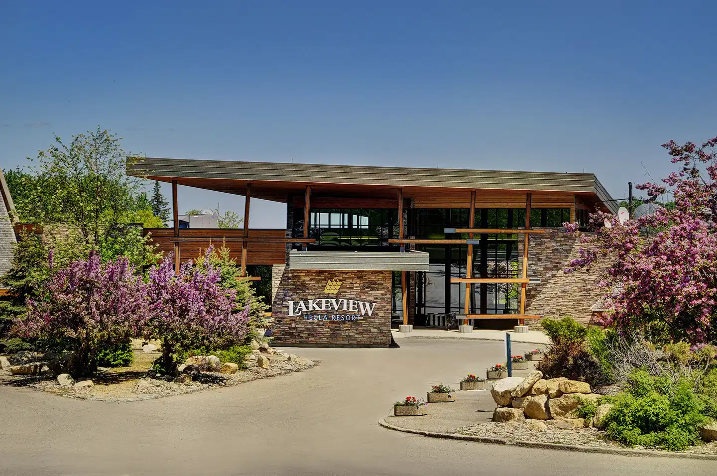 Lakeview Hecla Resort Aussenansicht