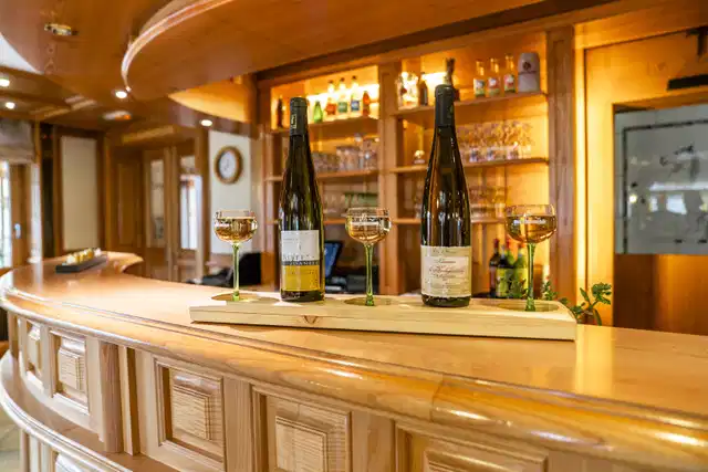 Best Western Plus Au Cheval Blanc Mulhouse Nord Bar