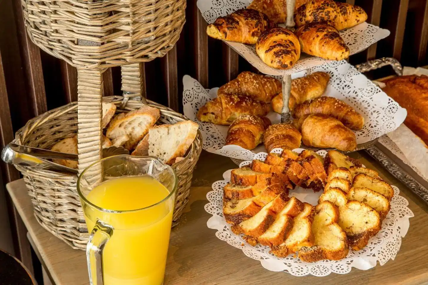 The B Place Restaurant