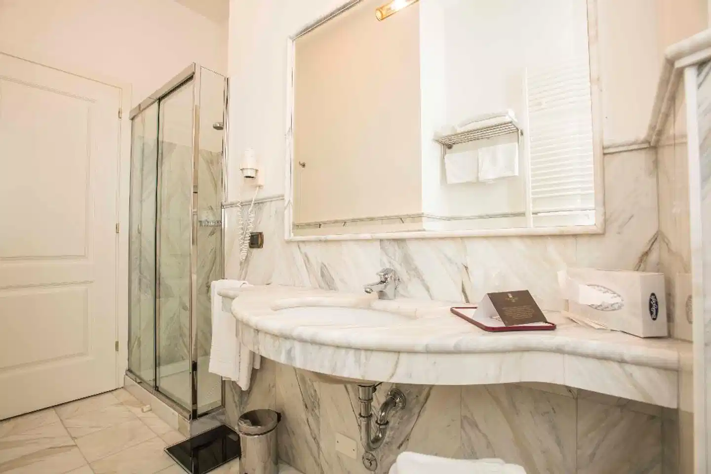 Benessere Oste Del Castello Badezimmer