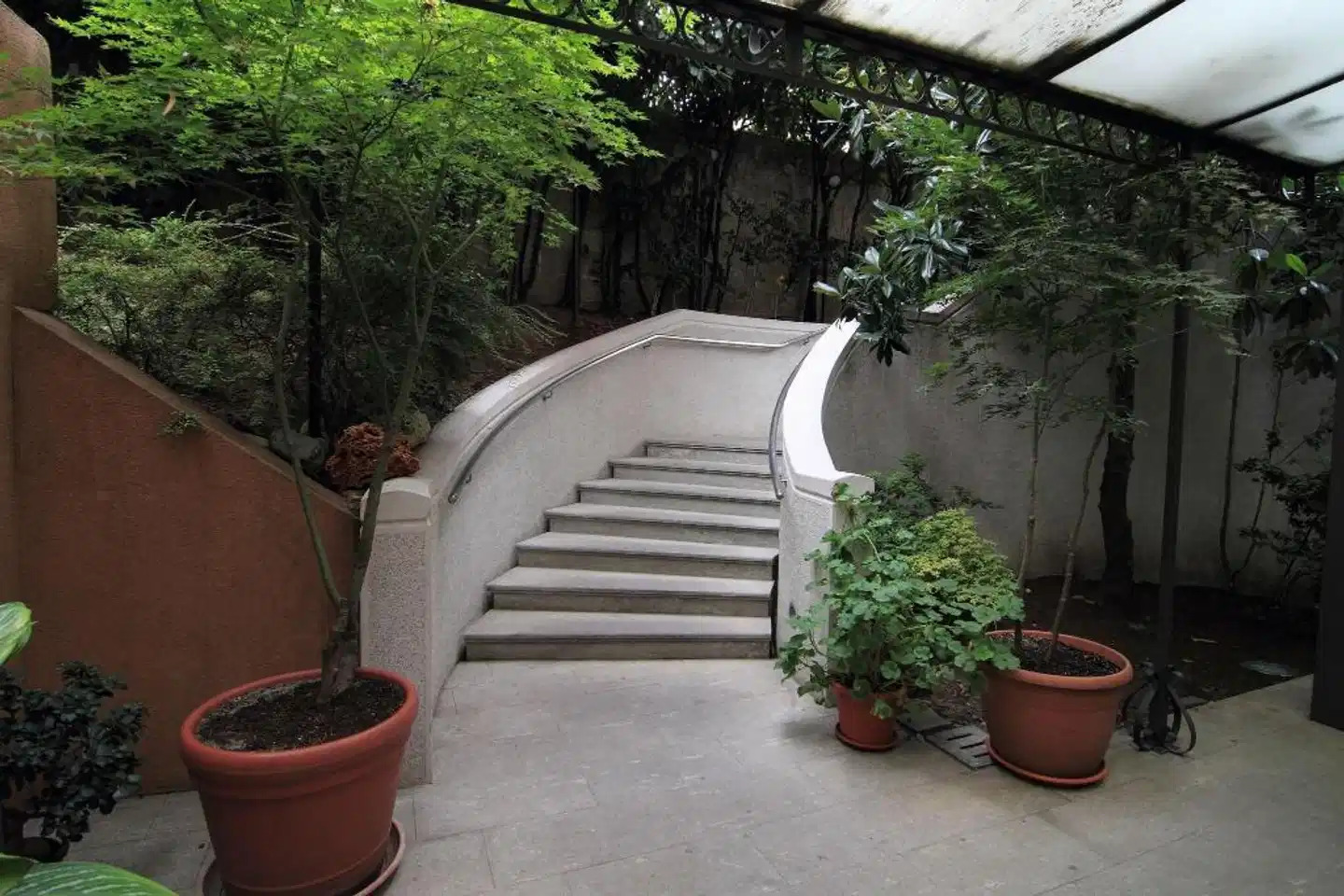 Metrò Aussenansicht