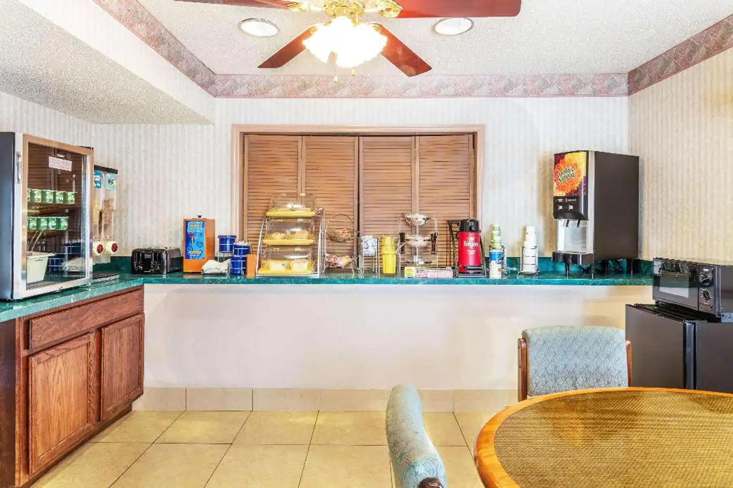 Days Inn by Wyndham Panama City/Callaway Bar