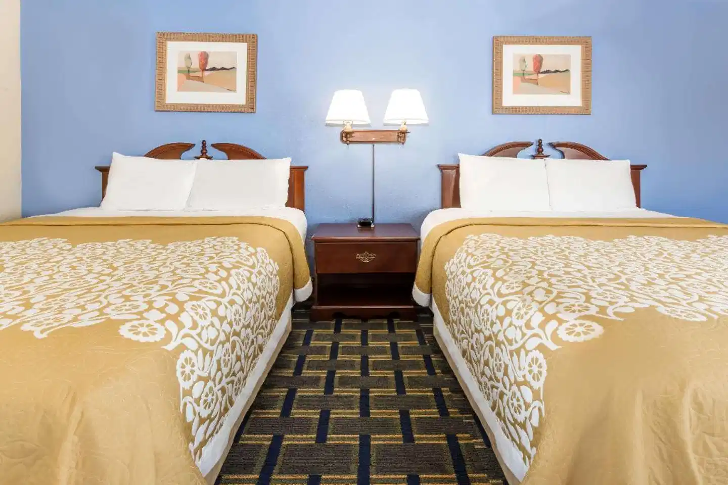 Days Inn by Wyndham Plymouth Wellness